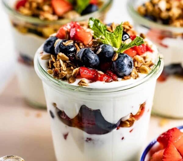 Healthy Greek Yogurt Parfait for Pregnant Moms