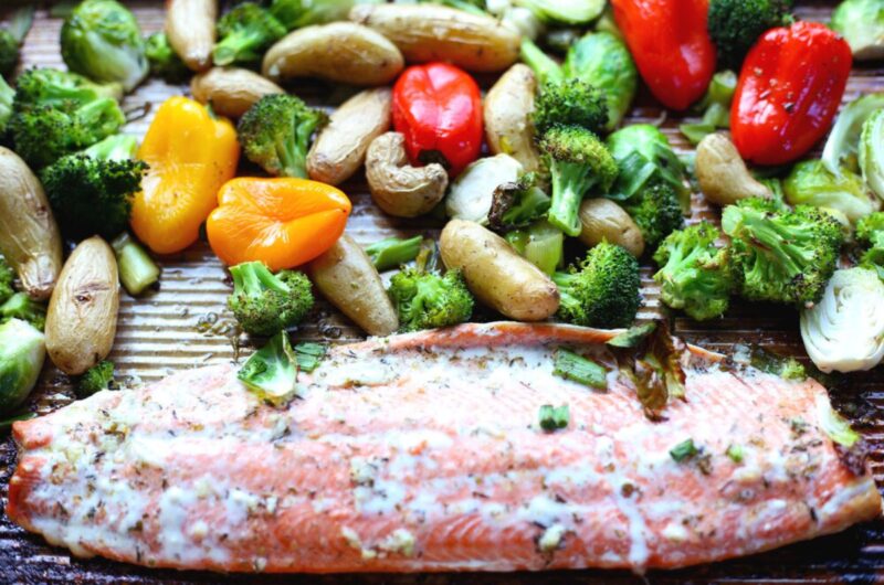 Garlic Lemon Salmon with Veggies for Pregnancy